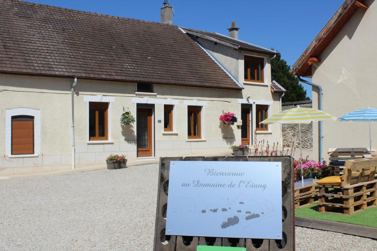 Le Domaine De L Etang Le Merger Oeuilly Esterno foto